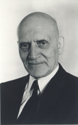 A man who had seen a lot of shifting winds. Francis Reichelderfer, circa 1979.